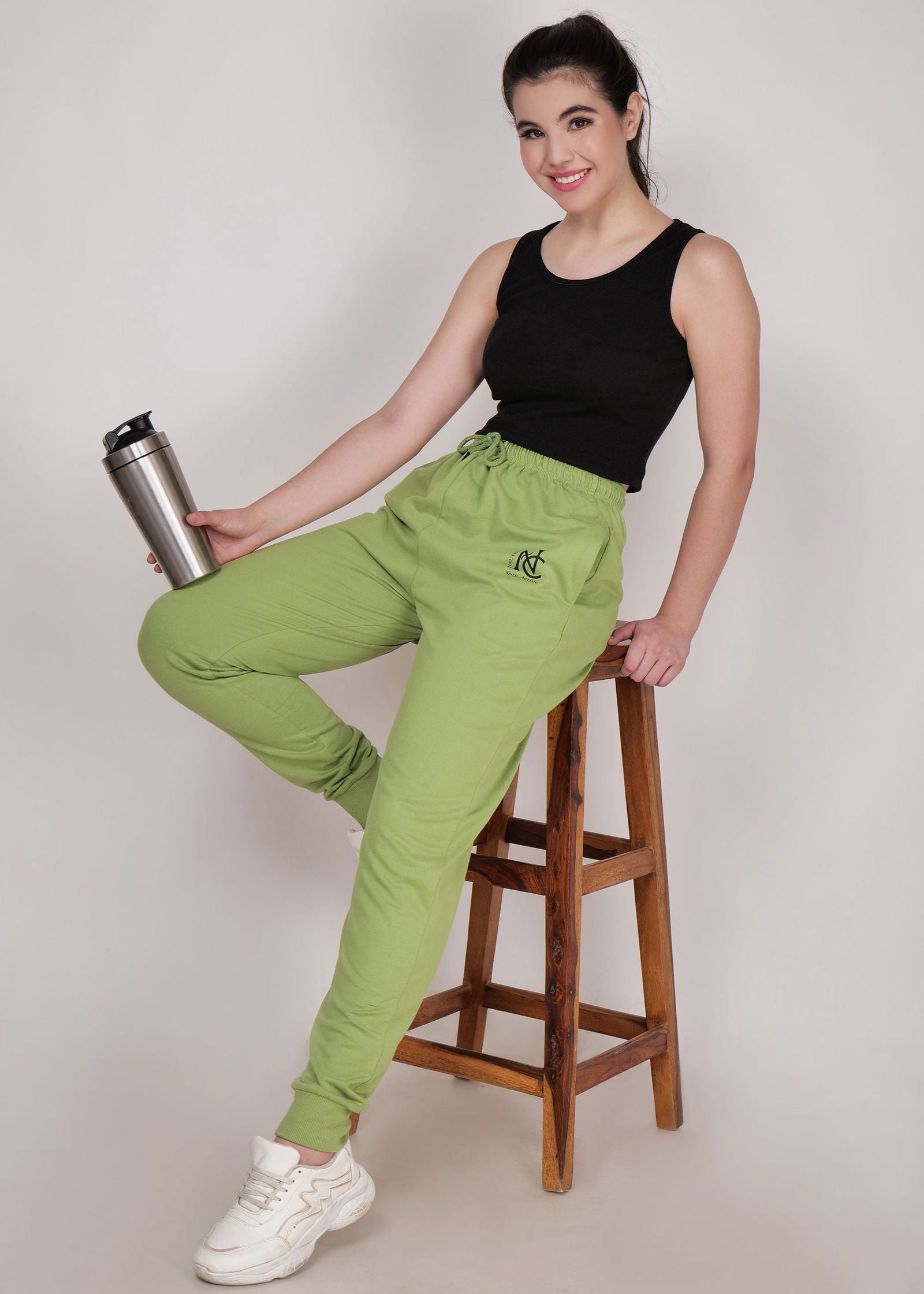 WOMEN WINTER WEAR JOGGER GREEN - NAUTICON